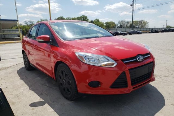фото Ford Focus SE