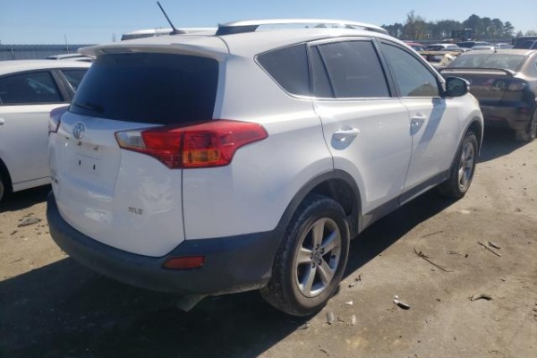 фото Toyota RAV4 XLE