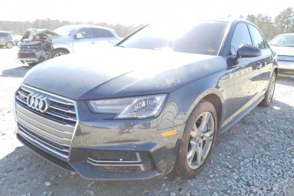 фото Audi A4 Premium