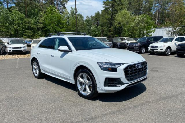 фото AUDI Q8  PRESTIGE