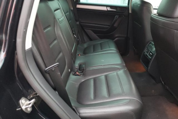 фото Volkswagen TOUAREG V6