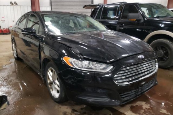 фото Ford Fusion SE