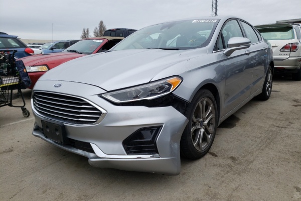 фото Ford Fusion SEL