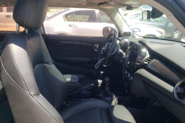 фото Mini COOPER S