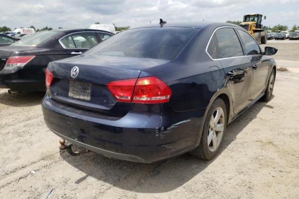 фото Volkswagen Passat SE