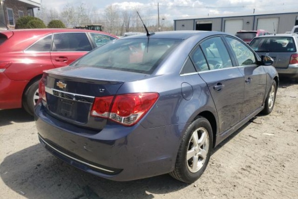 фото Chevrolet Cruze LT