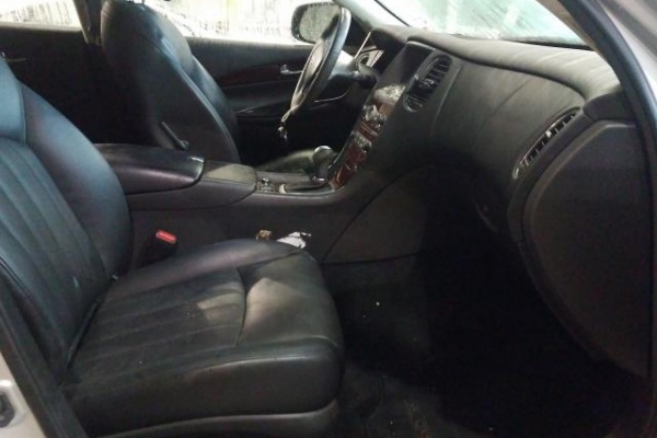 фото Infiniti QX50