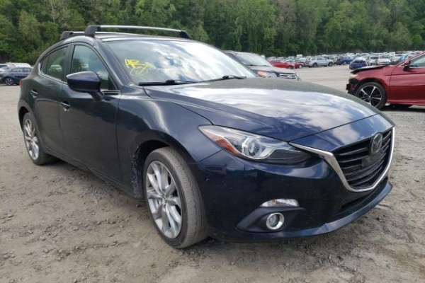 фото Mazda 3 GRAND TOURING