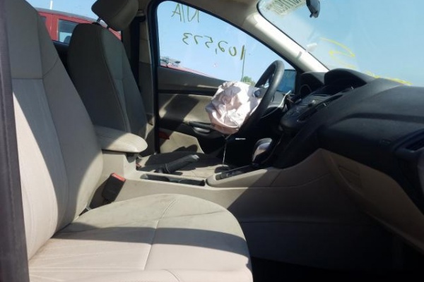 фото Ford Focus SE