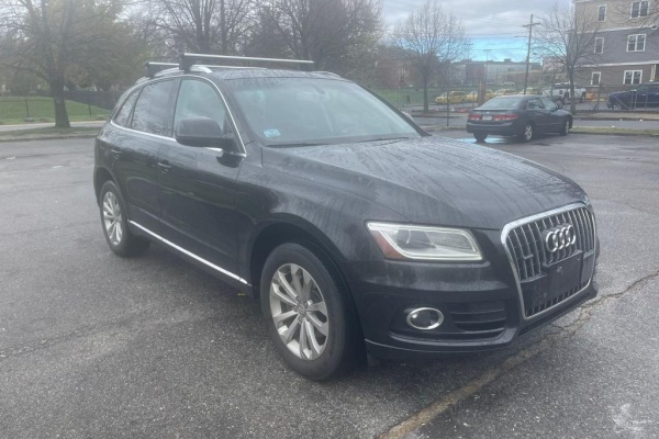 фото Audi Q5 PREMIUM