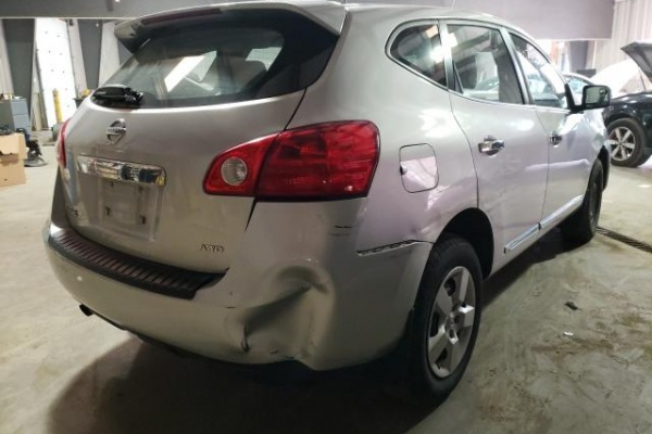 фото Nissan Rogue S