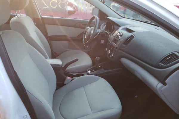 фото KIA FORTE EX