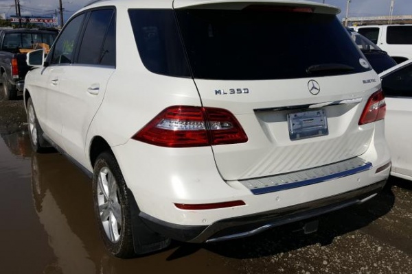 фото Mercedes-Benz ML 350 BLUETEC