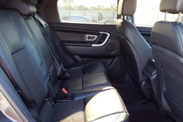 фото Land Rover DISCOVERY SPORT SE