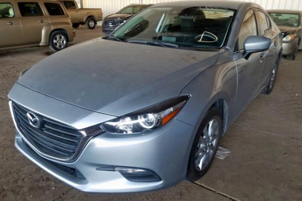 фото Mazda 3 SPORT