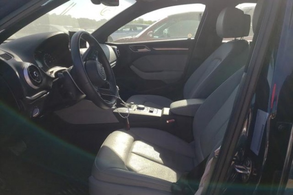 фото Audi A3 Premium Plus