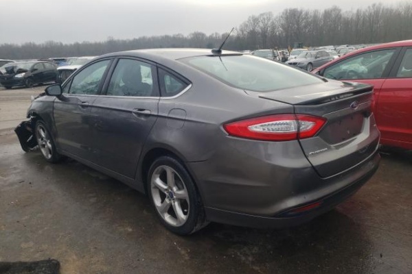 фото Ford Fusion SE