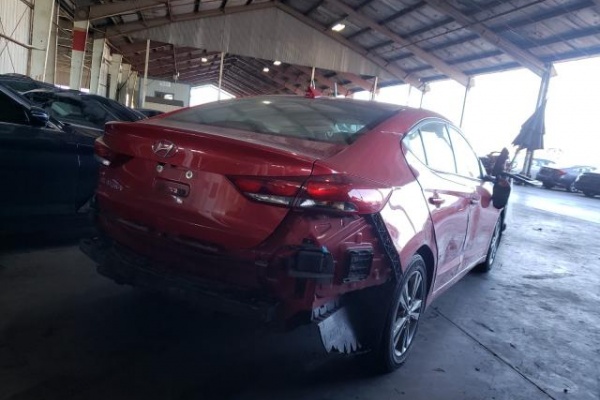 фото Hyundai Elantra SEL