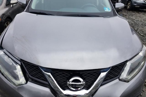 фото Nissan Rogue S