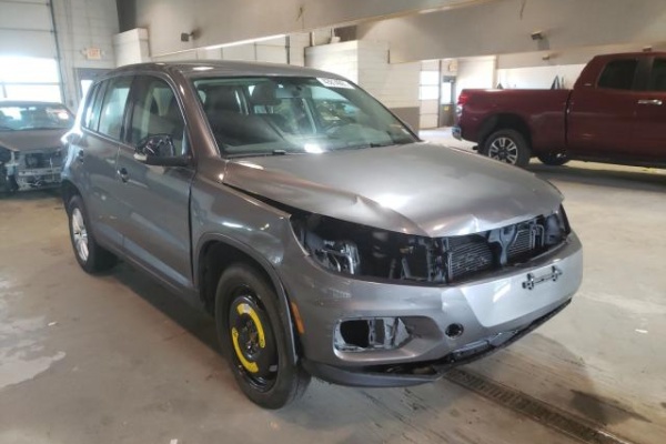 фото Volkswagen TIGUAN