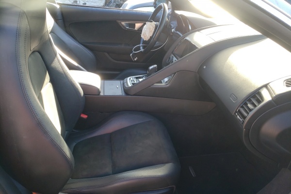 фото Jaguar F-TYPE