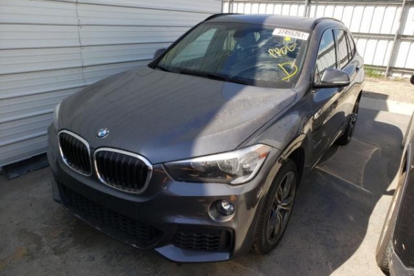 фото BMW X1 SDRIVE28I