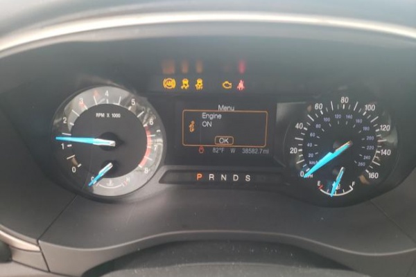 фото Ford Fusion SE