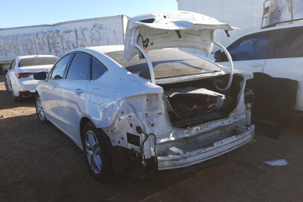 фото Ford Fusion SE