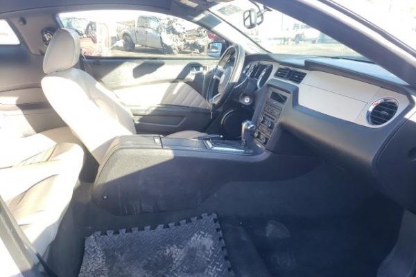 фото Ford Mustang