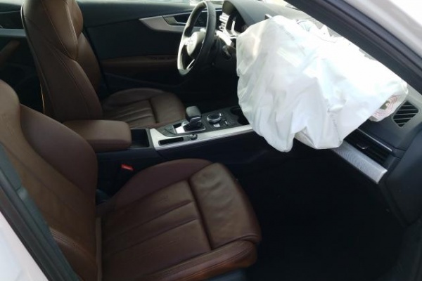 фото Audi A4 Premium Plus