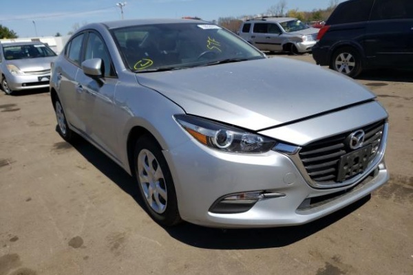 фото Mazda 3 SPORT