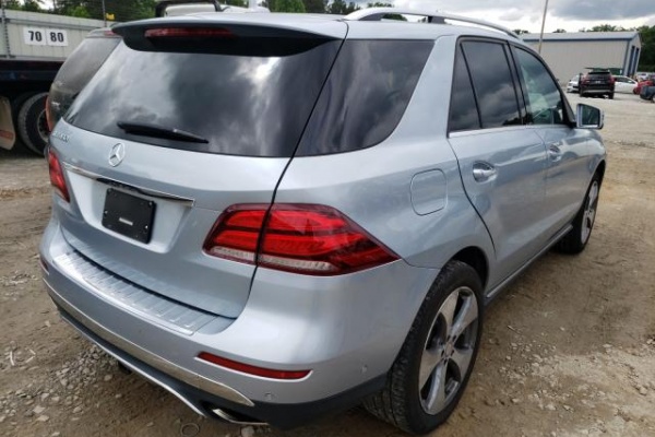 фото Mercedes-Benz GLE 350