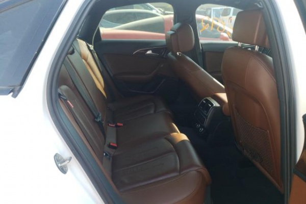 фото Audi A6 Premium
