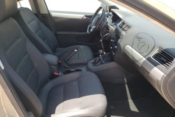 фото Volkswagen Jetta TDI