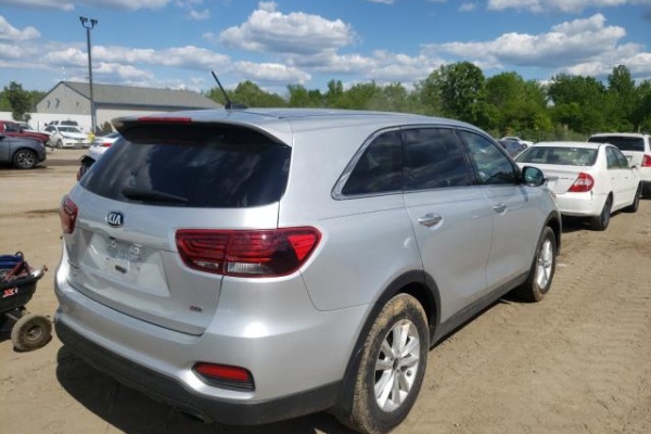 фото Kia SORENTO L