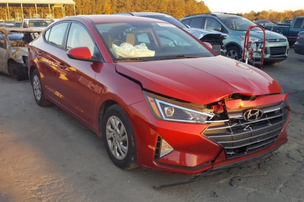 фото Hyundai Elantra SE