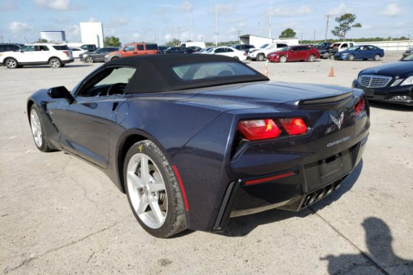 фото CHEVROLET CORVETTE STINGRAY 1LT
