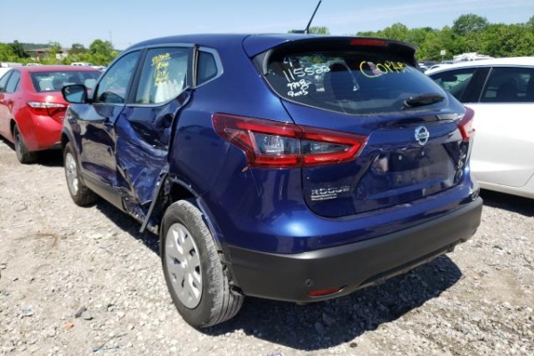 фото Nissan ROGUE SPORT S