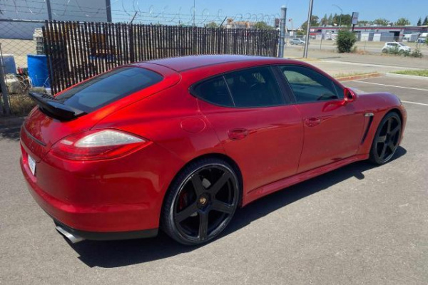 фото PORSCHE PANAMERA 2