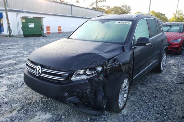 фото Volkswagen TIGUAN