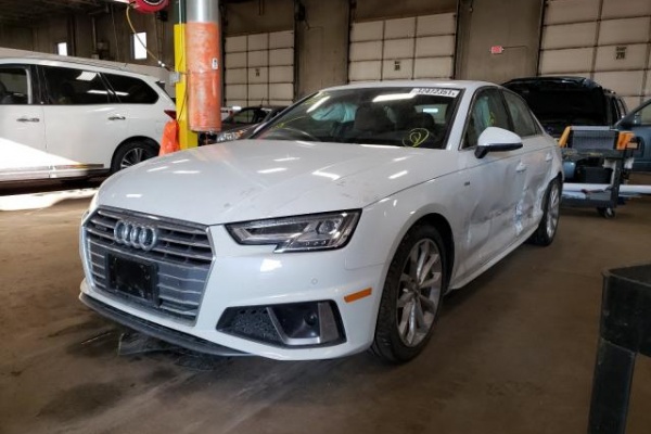 фото Audi A4 Premium Plus