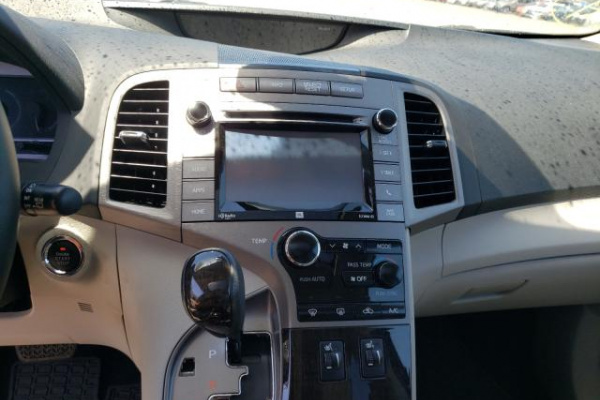 фото TOYOTA VENZA LE