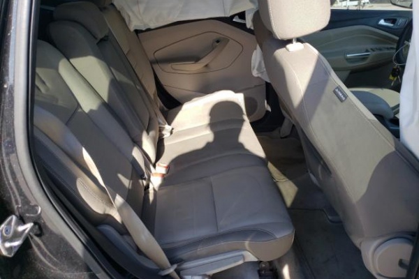 фото Ford Escape SE