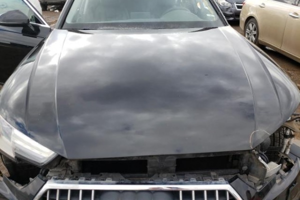 фото Audi A4 Premium Plus ALLROAD