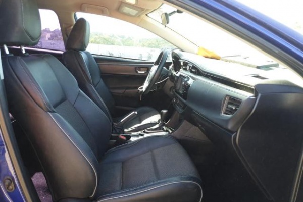 фото Toyota COROLLA L