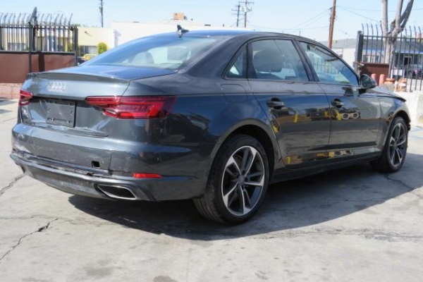 фото Audi A4 Premium Plus