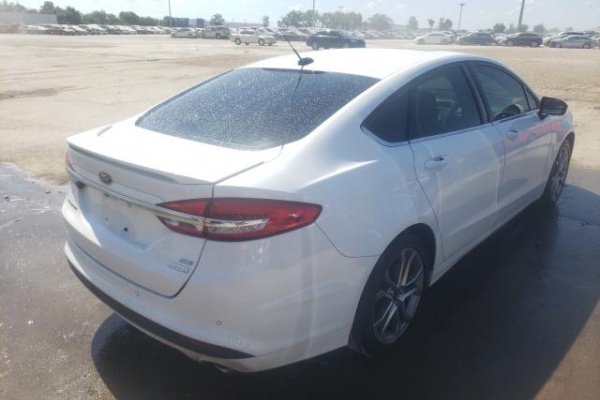 фото Ford Fusion SE