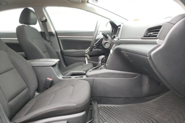 фото Hyundai Elantra SEL