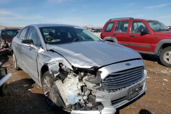 фото Ford Fusion SE