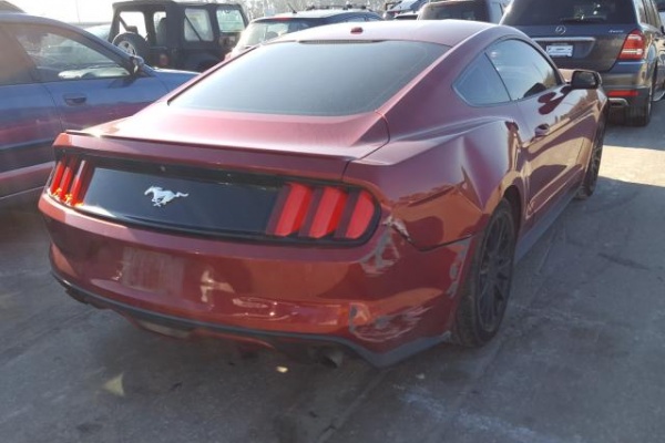 фото Ford Mustang
